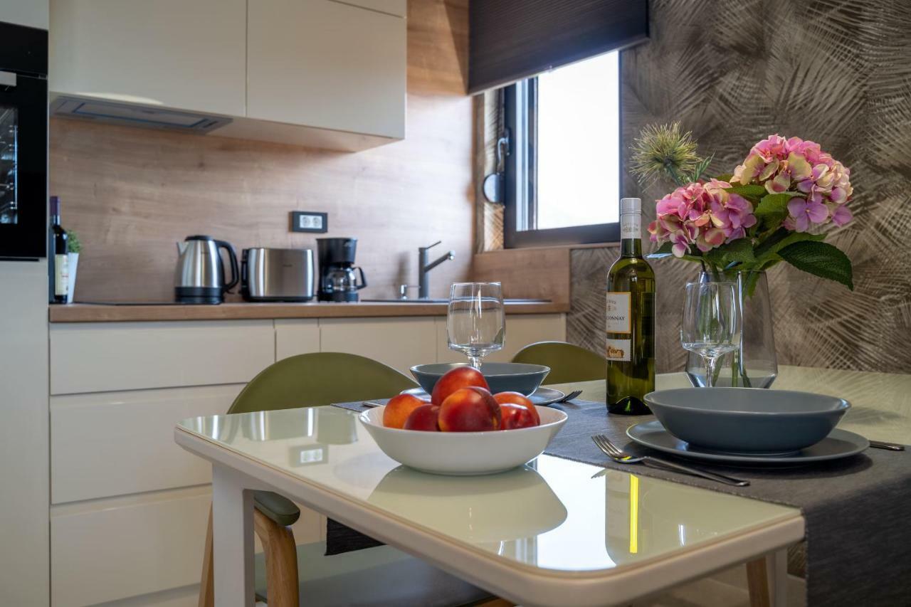 Sealine Apartments A1 Tivat Extérieur photo