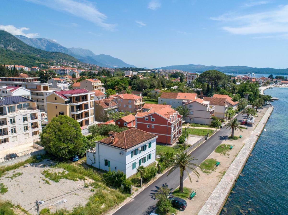 Sealine Apartments A1 Tivat Extérieur photo